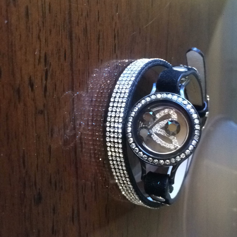 Swarovski encrusted living locket bracelet